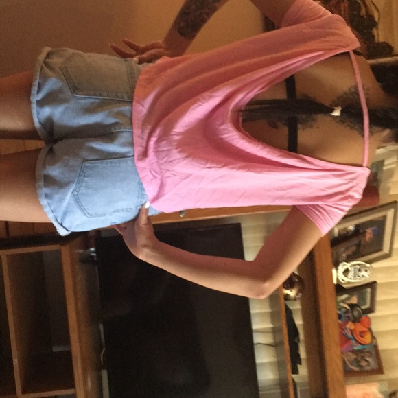 Pink crop top - Picture 3 of 3